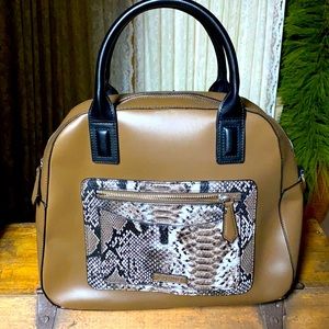 NWOT Vera Bradley Brown Bowler Bag with Print